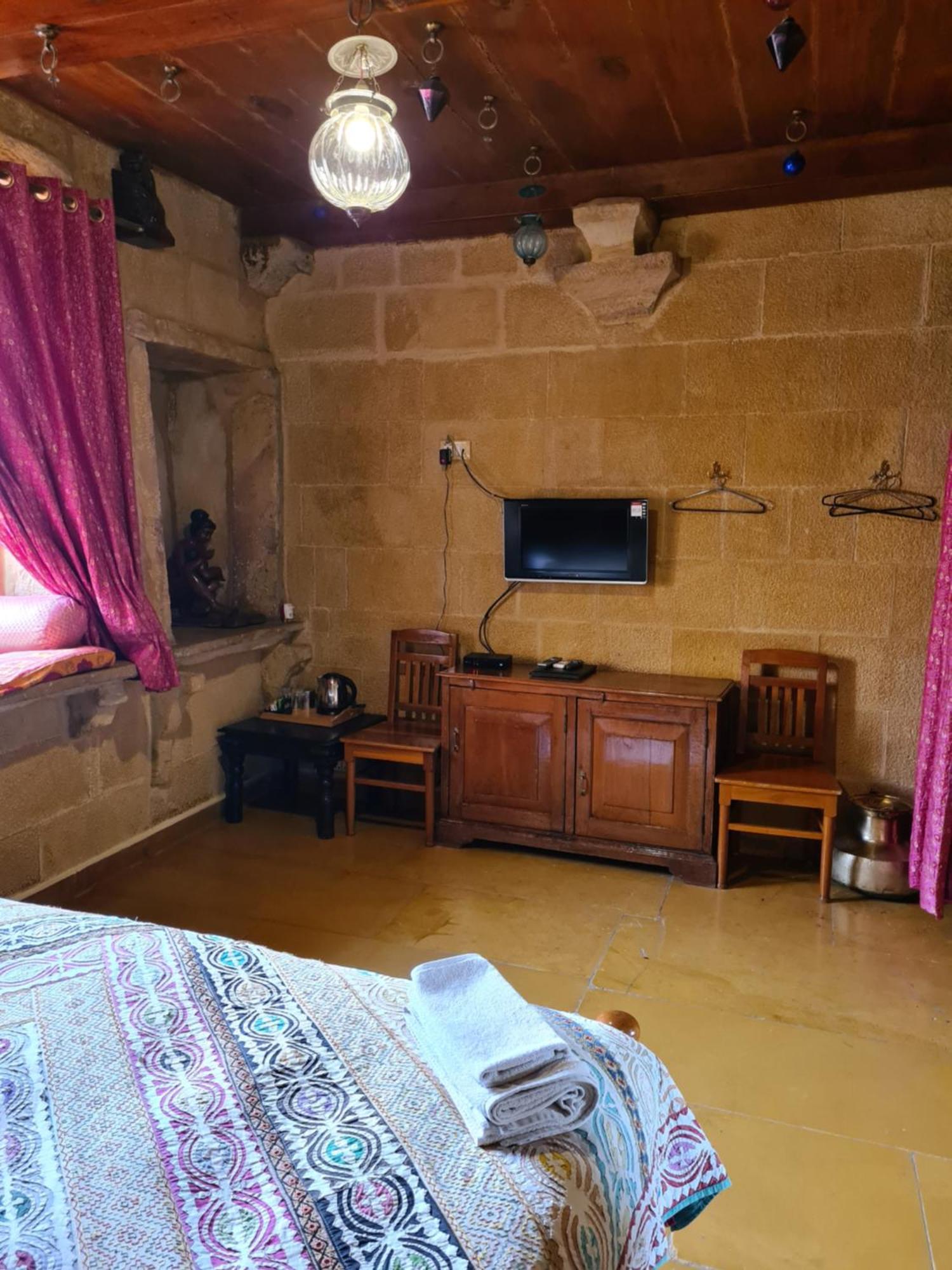 Hotel Victoria Jaisalmer Quarto foto