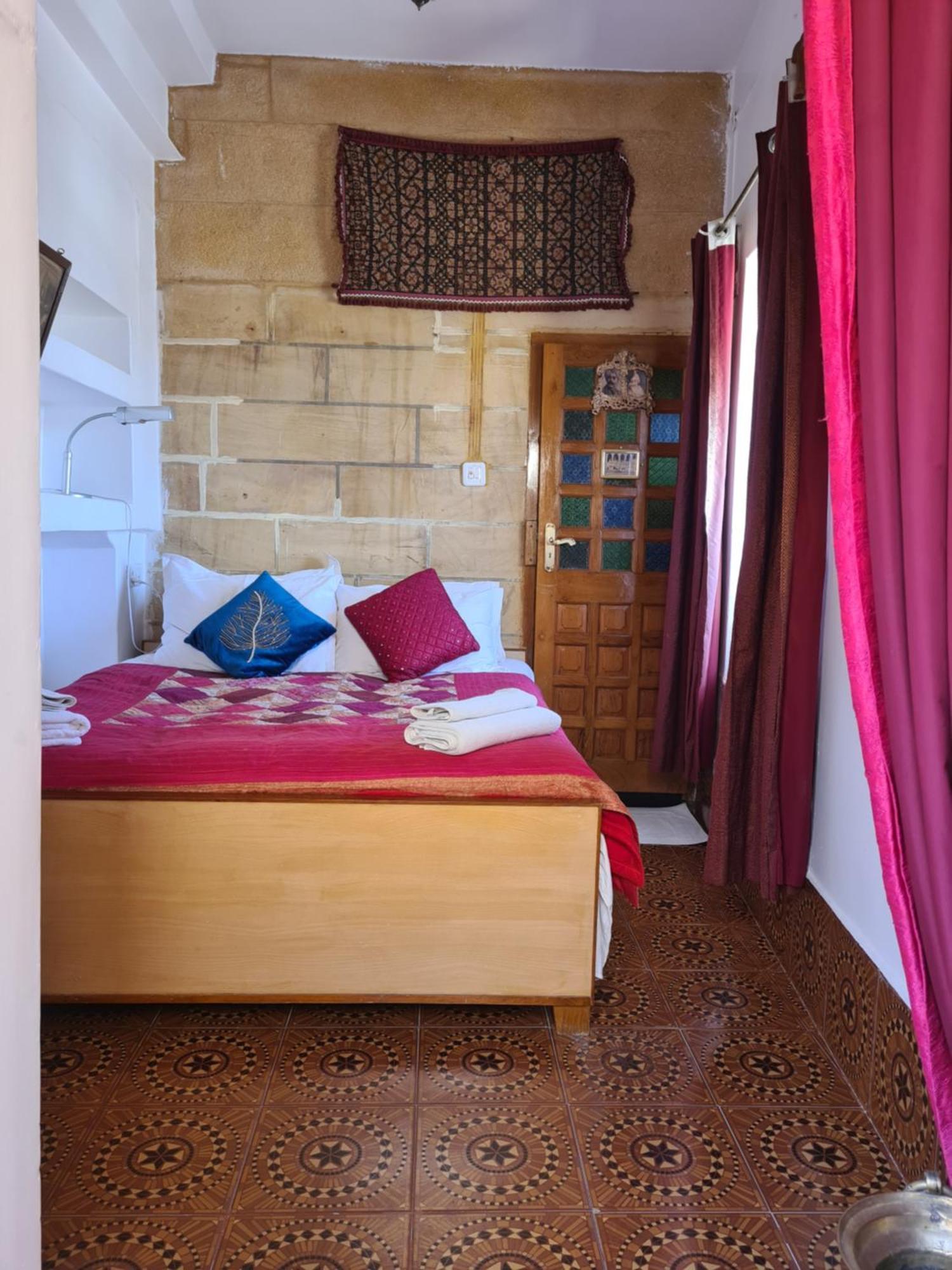 Hotel Victoria Jaisalmer Quarto foto